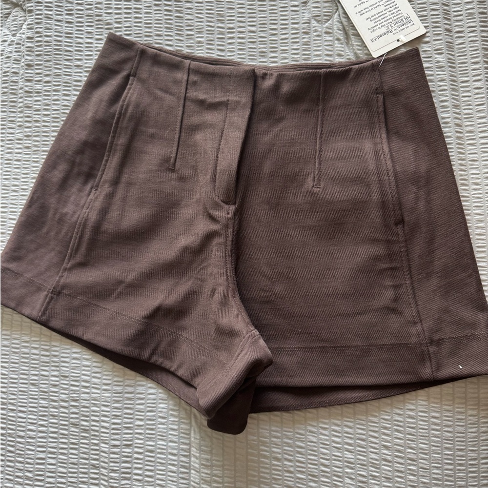 Lululemon Athletica High Waist Brown Shorts with Tailored Fit